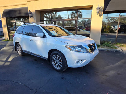 Used 2014 Nissan Pathfinder SL