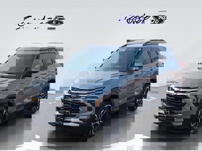 Used 2024 Chevrolet TrailBlazer LT w/ Driver Confidence Package
