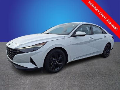 Used 2021 Hyundai Elantra SEL w/ Convenience Package