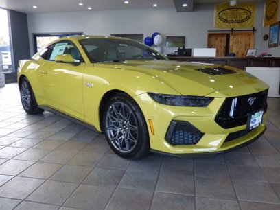 New 2025 Ford Mustang GT Premium w/ GT Performance Package