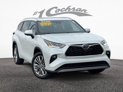 Used 2024 Toyota Highlander Platinum