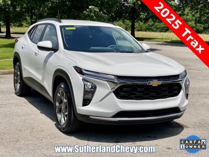 Used 2025 Chevrolet Trax LT