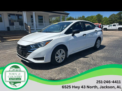 Used 2024 Nissan Versa S w/ Trunk Package
