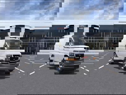 New 2025 GMC Savana 3500 Extended w/ Chrome Appearance Package