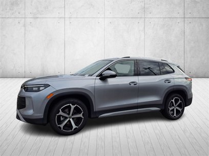 New 2025 Volkswagen Tiguan SE