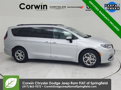 Certified 2023 Chrysler Pacifica Limited