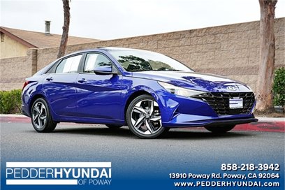 Certified 2022 Hyundai Elantra SEL w/ Convenience + Premium Package