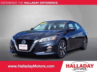Used 2022 Nissan Altima 2.5 SV