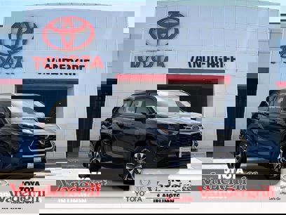 Used 2024 Toyota Highlander XLE