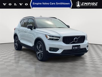 Used 2020 Volvo XC40 T5 R-Design