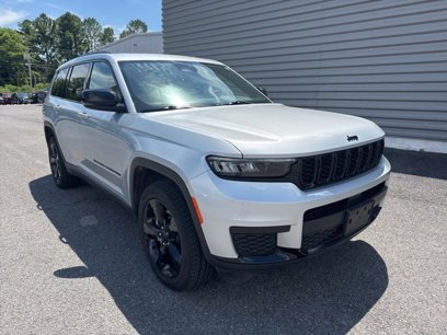 Used 2023 Jeep Grand Cherokee L Laredo