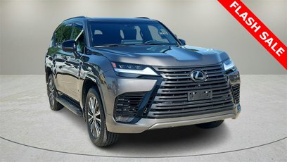 Used 2023 Lexus LX 600 4WD w/ Premium Package