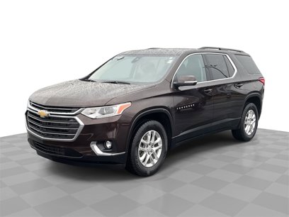 Used 2021 Chevrolet Traverse LT