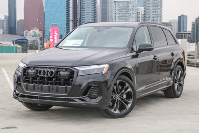 New 2025 Audi Q7 3.0T Premium Plus