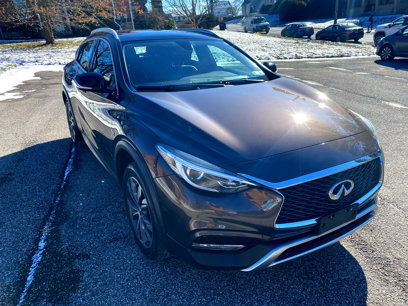Used 2018 INFINITI QX30 Premium w/ Navigation Package
