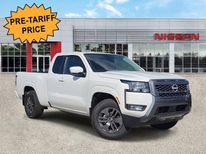 New 2025 Nissan Frontier SV w/ SV Convenience Package