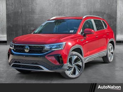 Certified 2024 Volkswagen Taos SE w/ Panoramic Sunroof Package