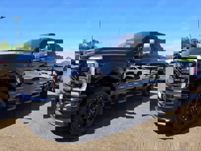 New 2025 Ford F350 XLT w/ Black Appearance Package