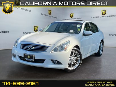 Used 2011 INFINITI G37 Journey w/ Premium Pkg