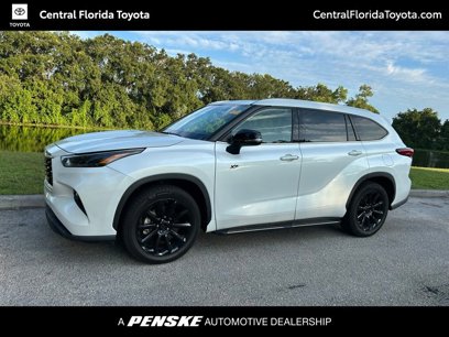 Used 2022 Toyota Highlander XLE