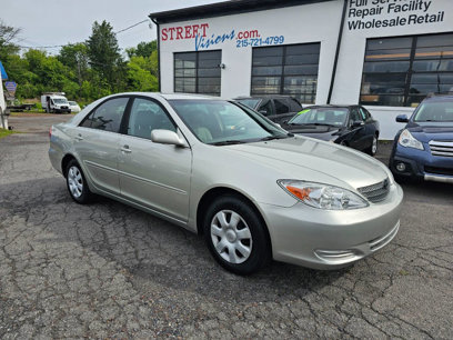 Used 2004 Toyota Camry LE