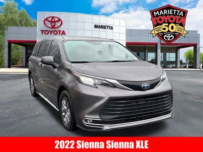 Certified 2022 Toyota Sienna XLE