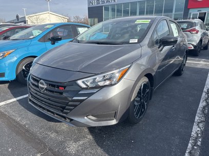 New 2025 Nissan Versa SR w/ Trunk Package
