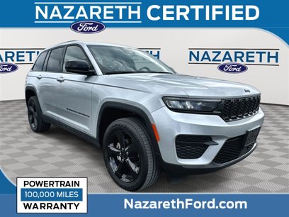 Used 2023 Jeep Grand Cherokee Altitude
