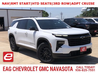 New 2025 Chevrolet Traverse LT w/ Enhanced Driving Package