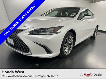 Used 2022 Lexus ES 300h w/ Luxury Package
