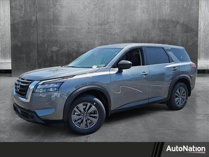 New 2025 Nissan Pathfinder S