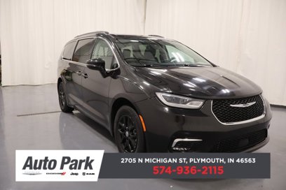 Used 2022 Chrysler Pacifica Touring-L