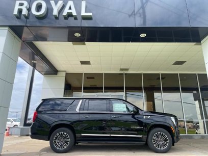 New 2025 GMC Yukon XL Elevation