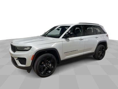 Used 2024 Jeep Grand Cherokee Altitude