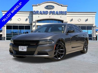 Used 2020 Dodge Charger SXT w/ Blacktop Package