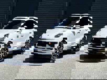 Certified 2023 Porsche Macan