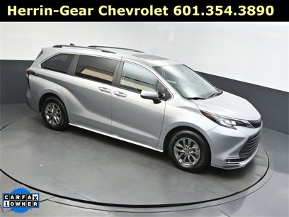 Used 2023 Toyota Sienna XLE