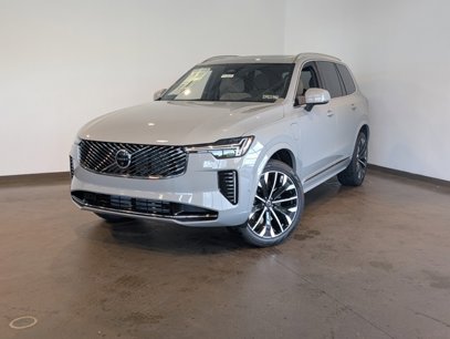 New 2025 Volvo XC90 T8 Plus w/ Protection Package Premier