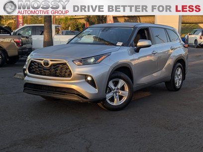 Used 2024 Toyota Highlander LE