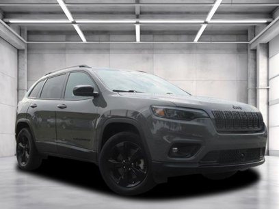 Used 2023 Jeep Cherokee Altitude Lux