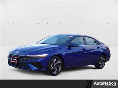 Used 2025 Hyundai Elantra Limited