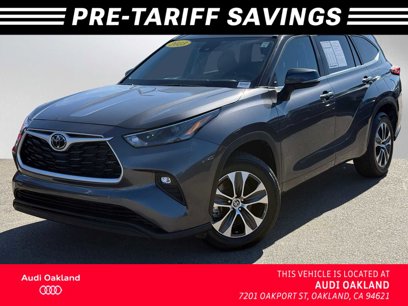 Used 2023 Toyota Highlander XLE