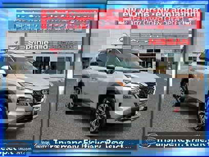 Used 2021 Nissan Rogue SV