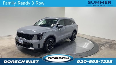 New 2025 Kia Sorento S