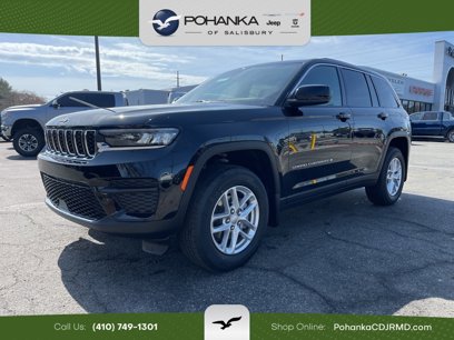 New 2025 Jeep Grand Cherokee Laredo X w/ Trailer Tow Package