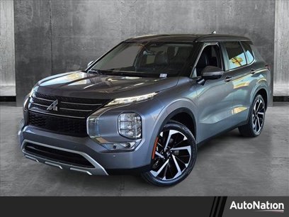 Used 2024 Mitsubishi Outlander SE