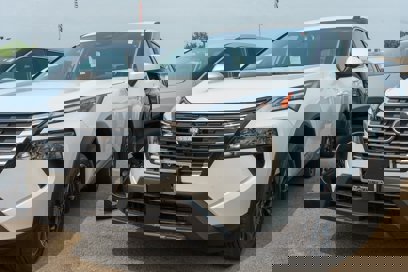 New 2025 Nissan Rogue SV