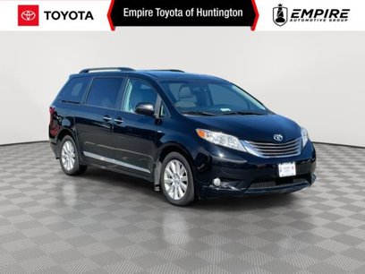 Used 2017 Toyota Sienna XLE Premium