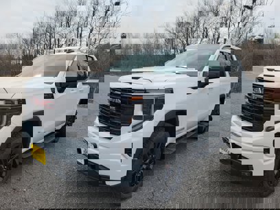 New 2025 GMC Sierra 1500 Elevation
