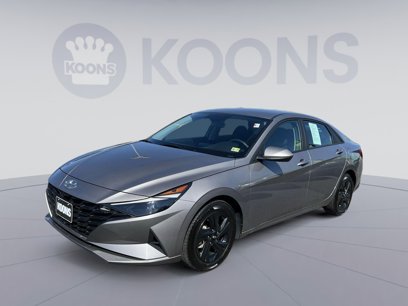 Used 2023 Hyundai Elantra SEL w/ Cargo Package